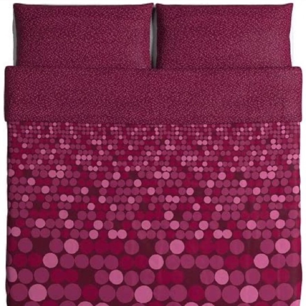 New IKEA King Duvet and Two King Size Pillowcases - Picture 1 of 4